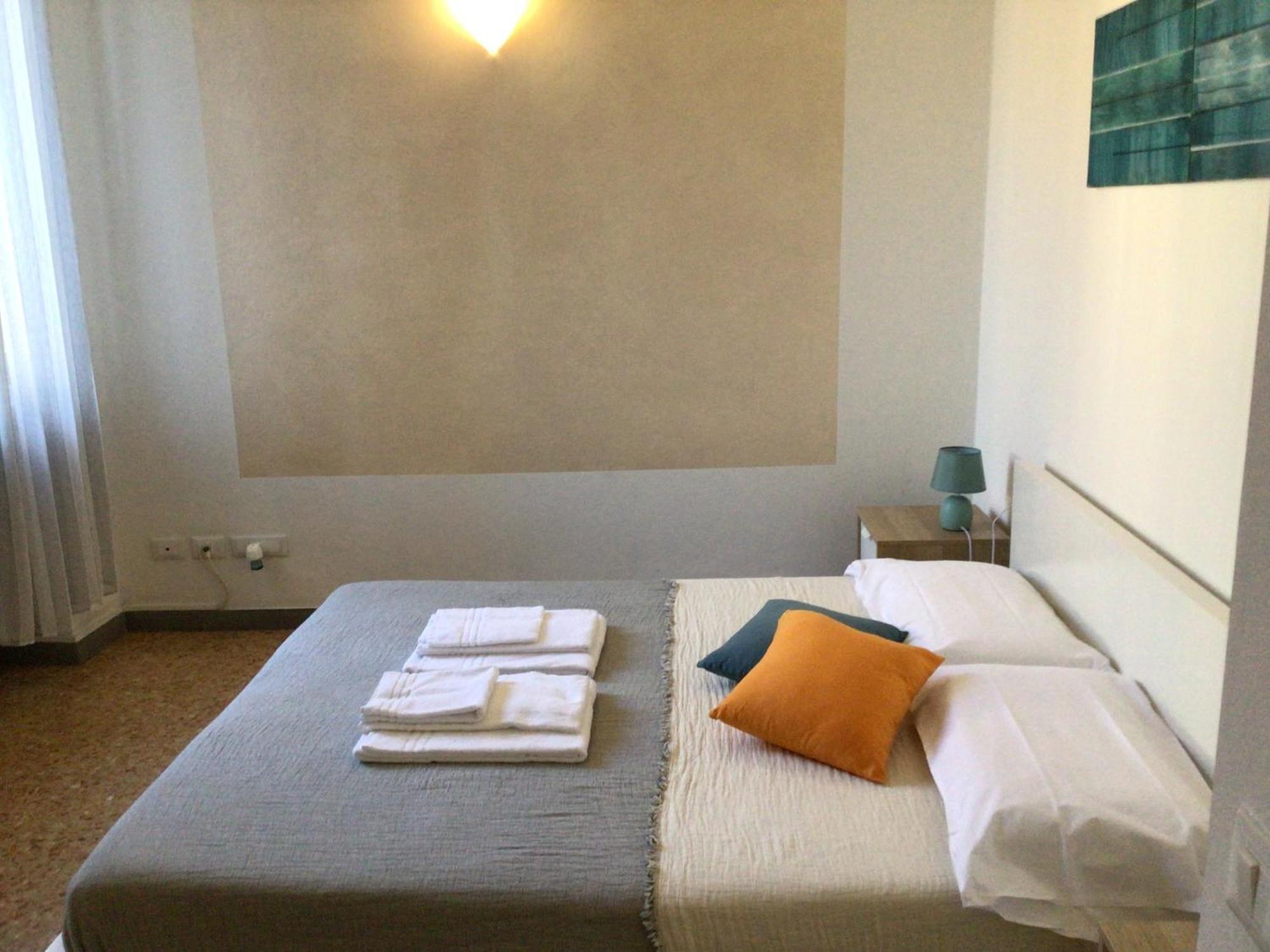 A Due Passi Da Giulietta-Casa Montecchi فيرونا المظهر الخارجي الصورة